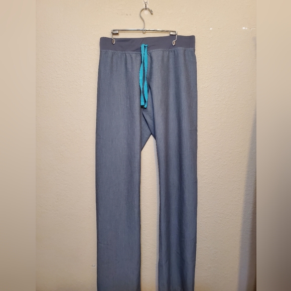 Figs scrub bundle, size XS - Picture 2 of 15